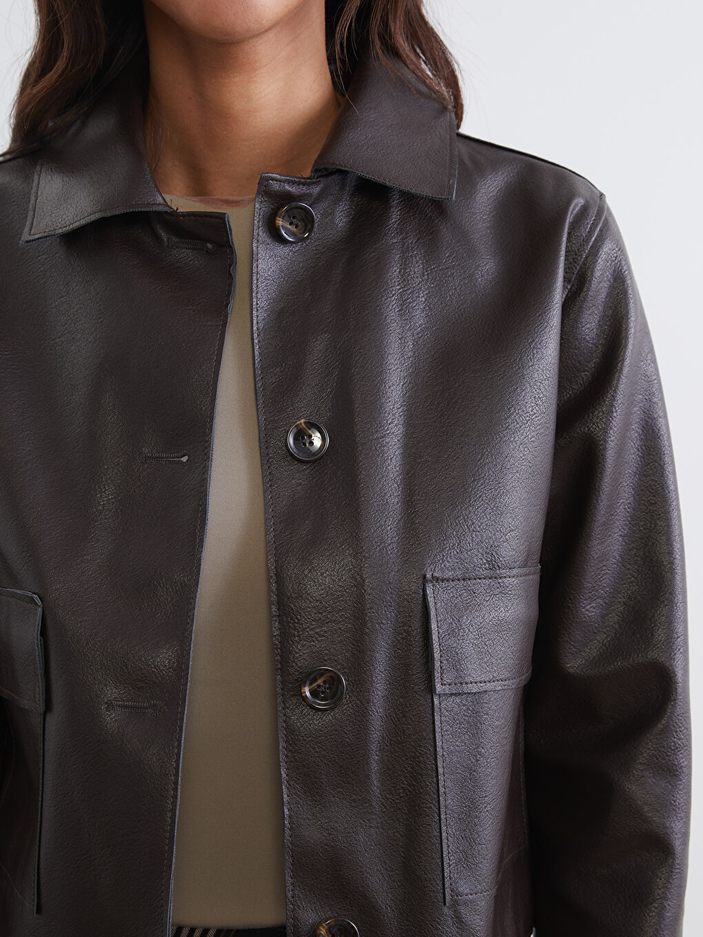 Kahverengi Gömlek Yaka Kadın Deri Görünümlü Ceket-2