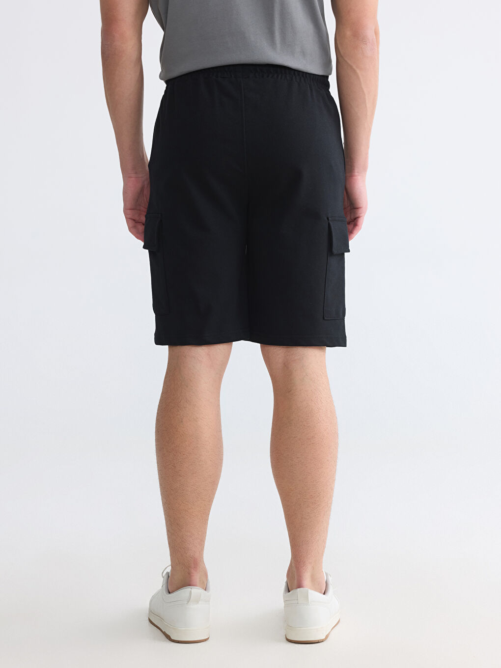 Standard Fit Men's Cargo Shorts-3