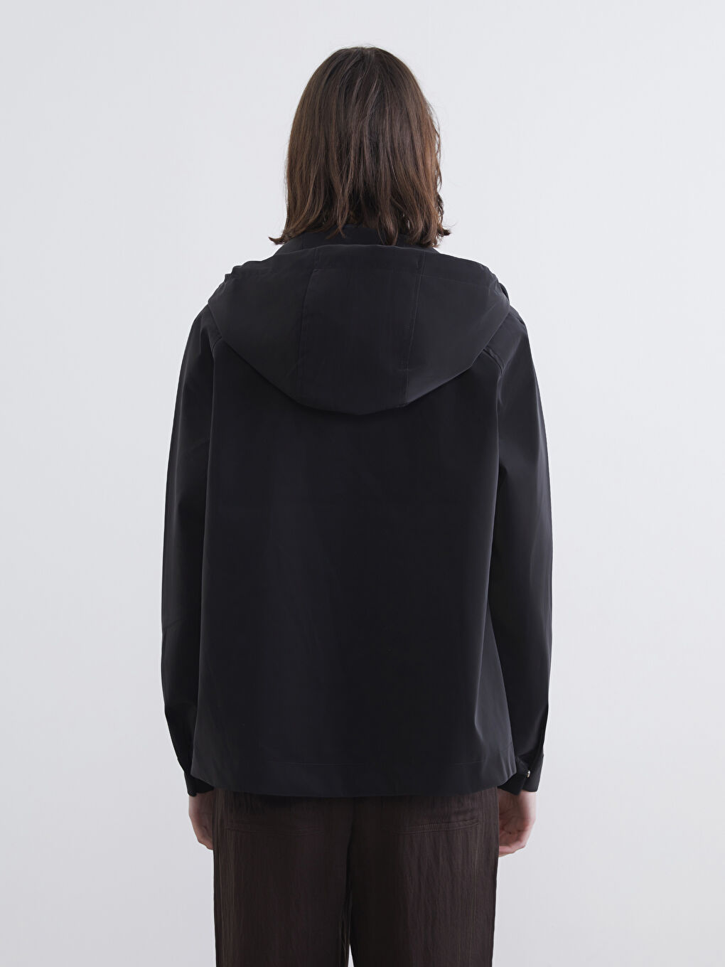 Siyah Kapüşonlu Oversize Kadın Deri Görünümlü Yağmurluk-4