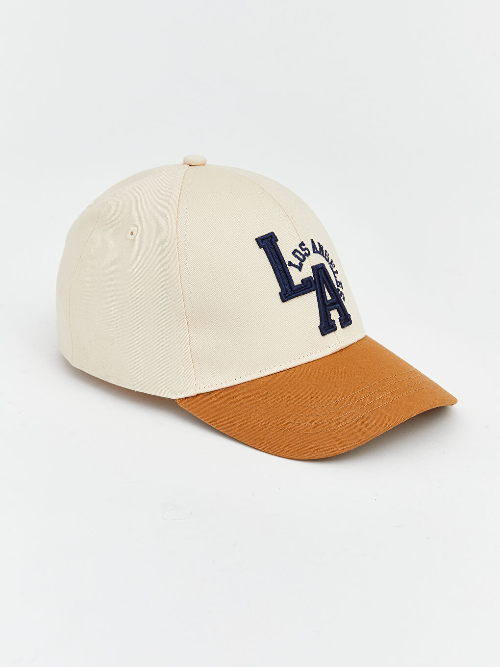 ბიჭი ბეჟი კეპი-1