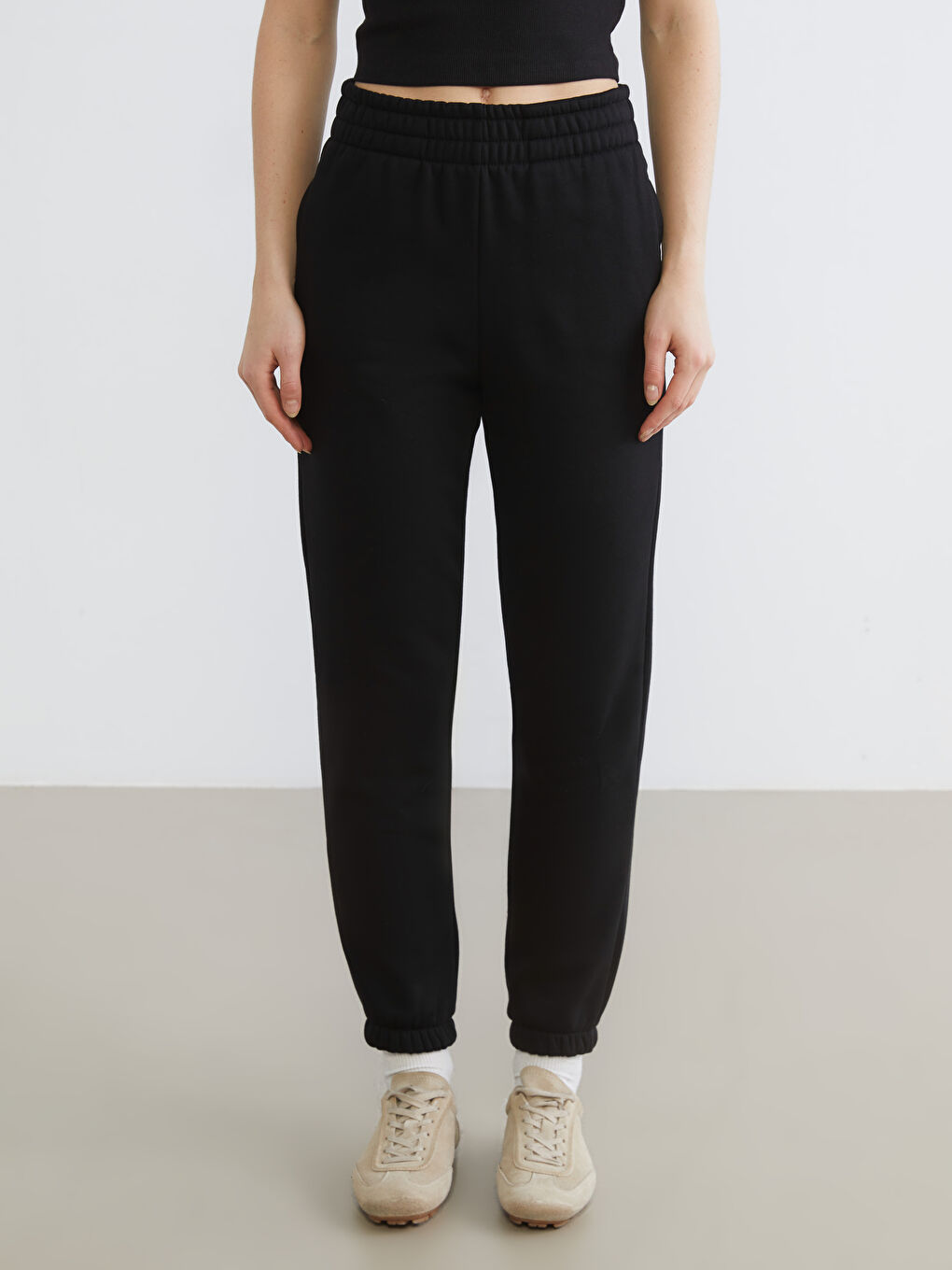 Siyah Beli Lastikli Kadın Kalın Jogger Eşofman Altı-1