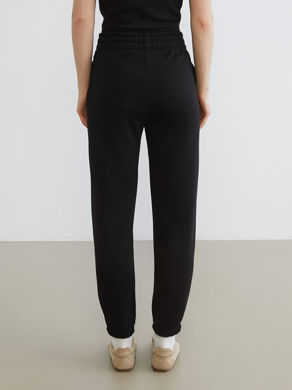 Siyah Beli Lastikli Kadın Kalın Jogger Eşofman Altı-3