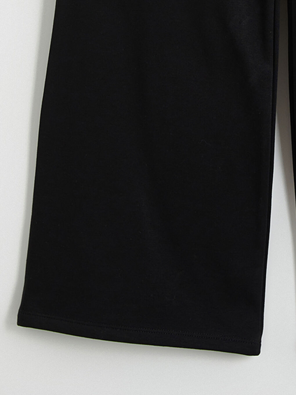 Woman BLACK Sweatpants-1