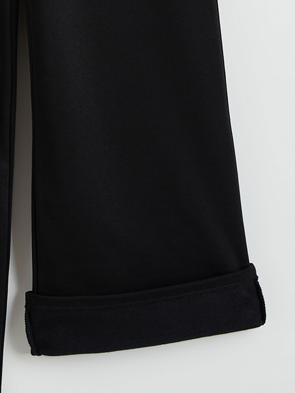 Woman BLACK Sweatpants-2