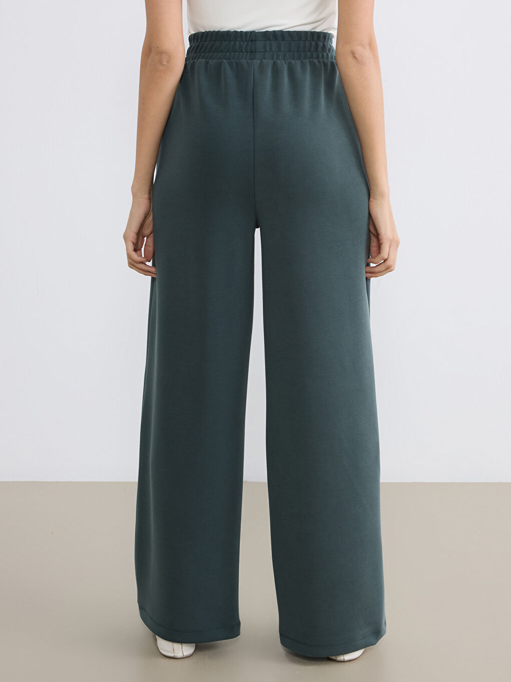 Yeşil Beli Lastikli Modal Karışımlı Kadın Eşofman Altı-3