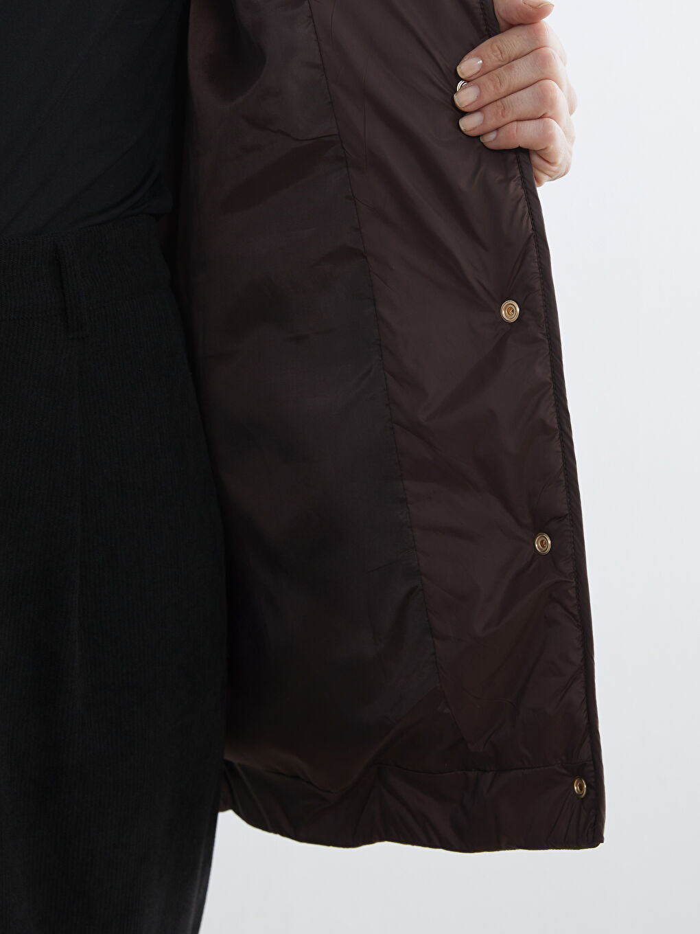 Kahverengi Kapüşonlu Kapitone Kadın Şişme Mont-5