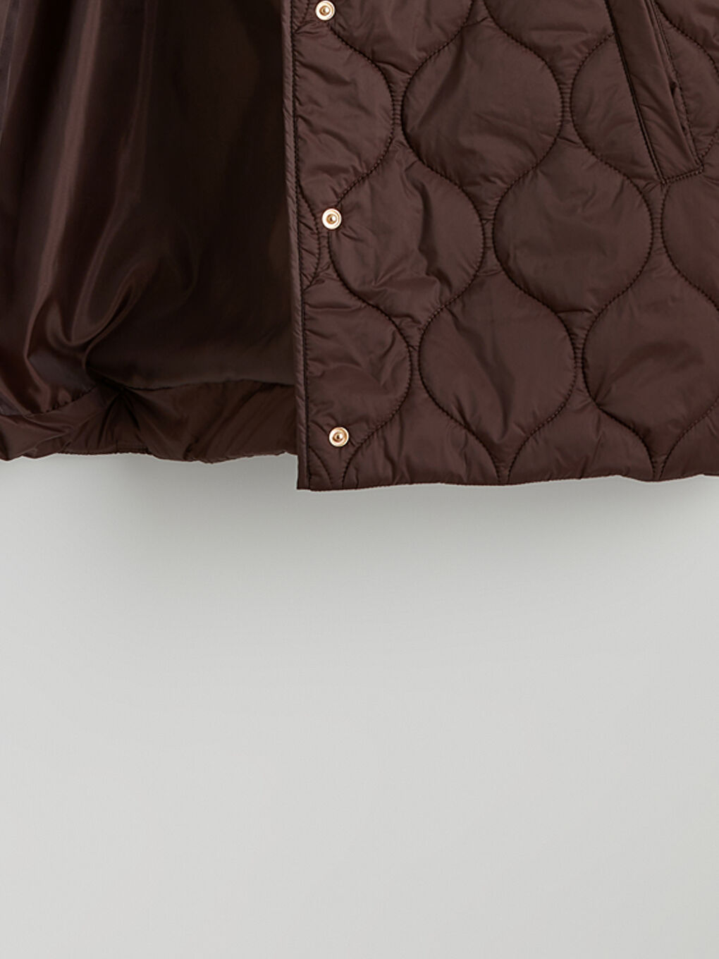 Kahverengi Kapüşonlu Kapitone Kadın Şişme Mont-9