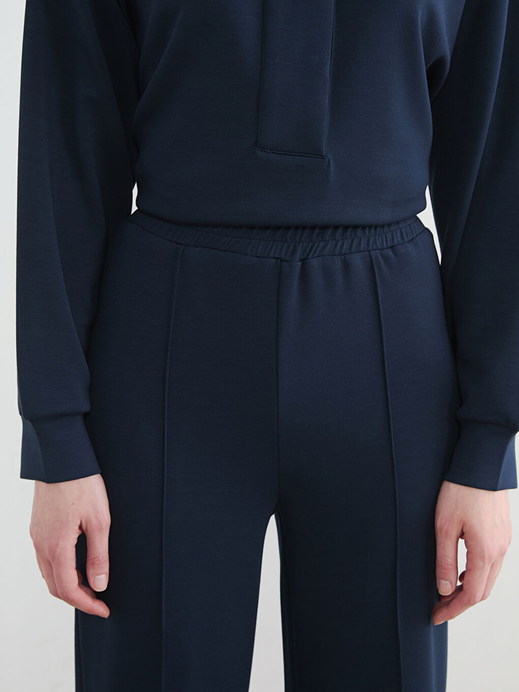 Elastic Waist Soft Touch Women's Sweatpants-2