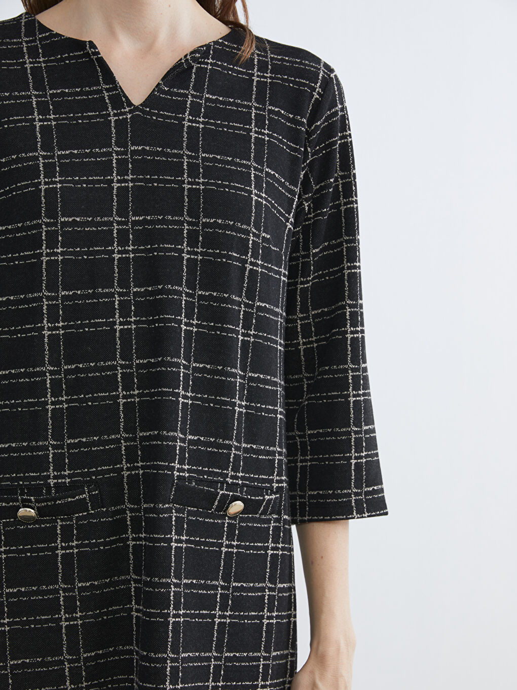 Siyah Kaçık Yaka Ekose Elbise-2