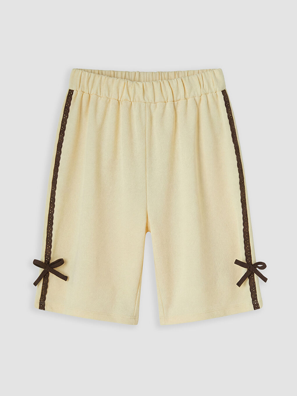 Sarı Fiyonk ve Dantel Detaylı Kız Çocuk Şort