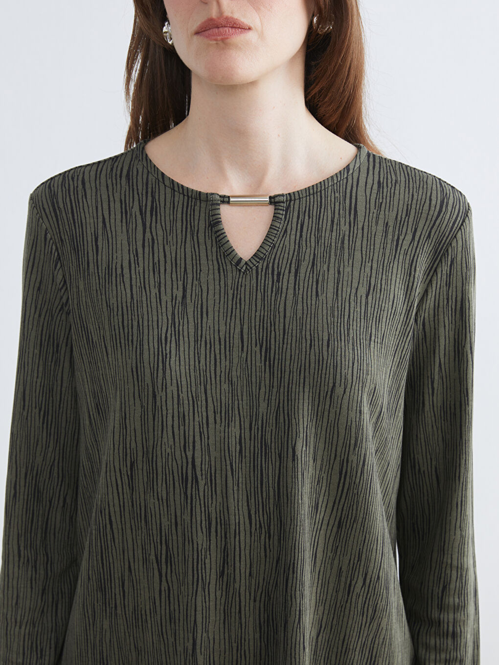 Yeşil Bisiklet Yaka Desenli Bluz-1