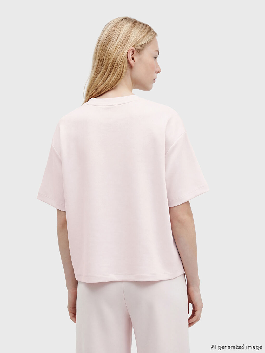 Pembe Bisiklet Yaka Soft Touch Kadın Tişört	-3