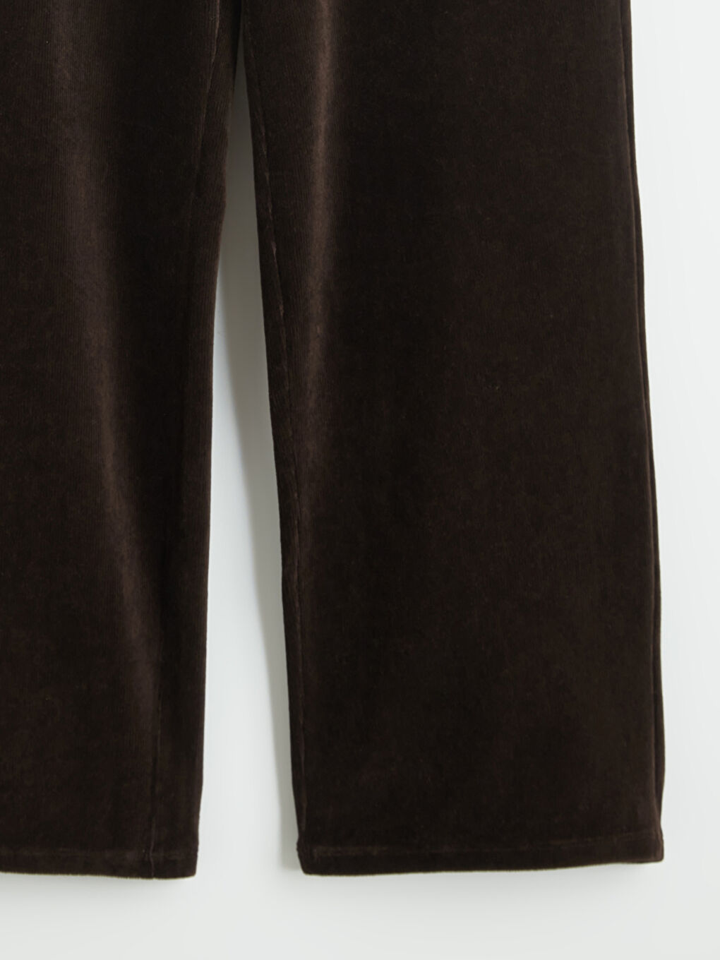 Kahverengi Beli Lastikli Kadın Kadife Pantolon-5