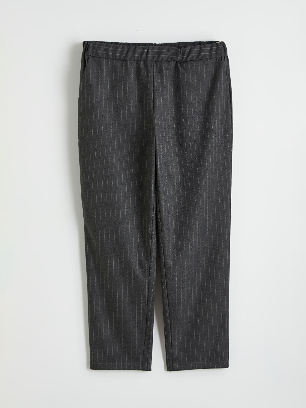 Gri Beli Lastikli Çizgili Kadın Pantolon-4