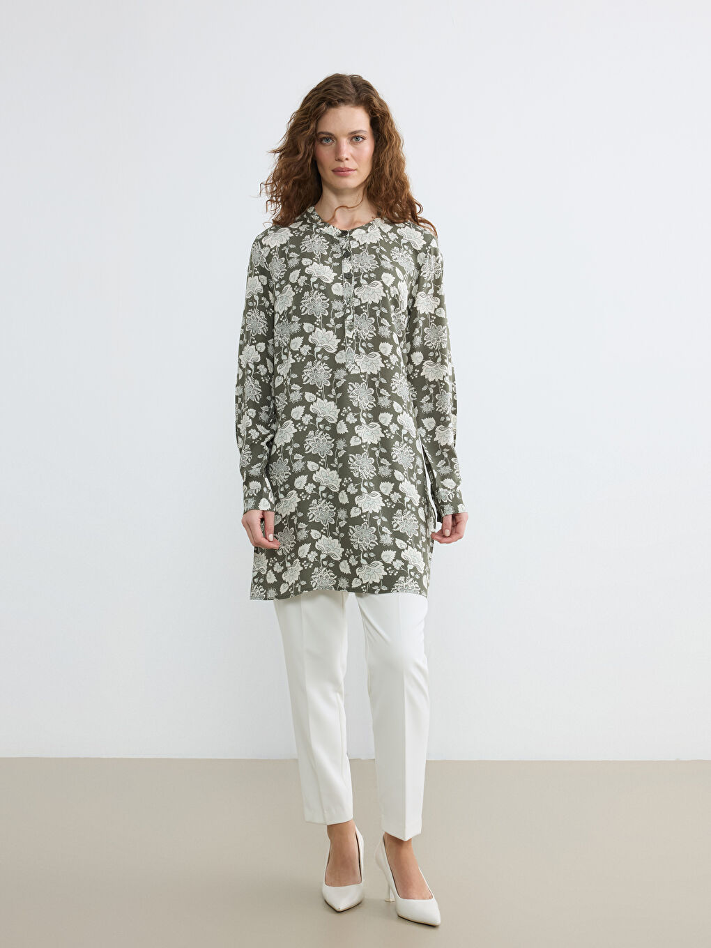 Hakim Yaka Çiçekli Kadın Tunik-1