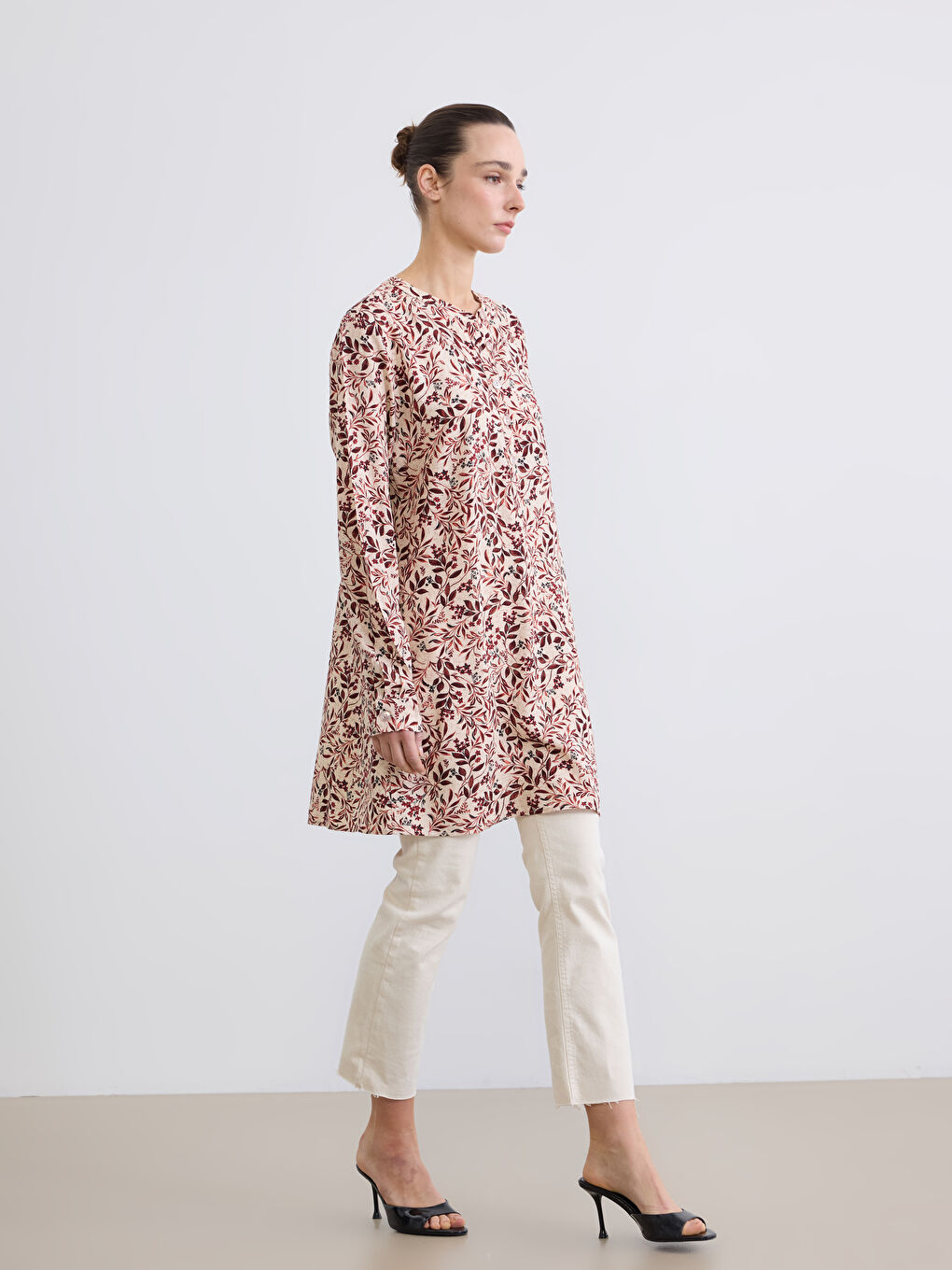 Turuncu Hakim Yaka Çiçekli Kadın Tunik-1