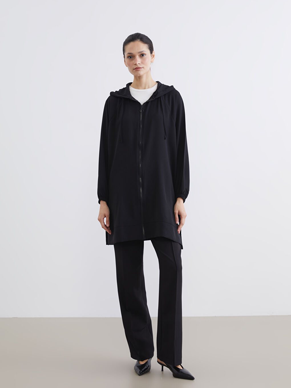 Siyah Kapüşonlu Oversize Kadın Tunik-1