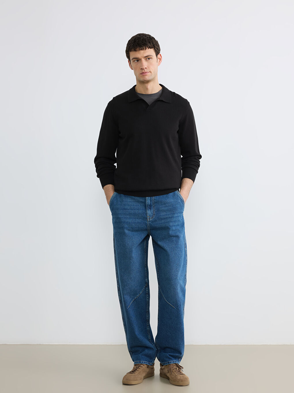 მამაკაცები მუქი ლურჯი ჯინსი