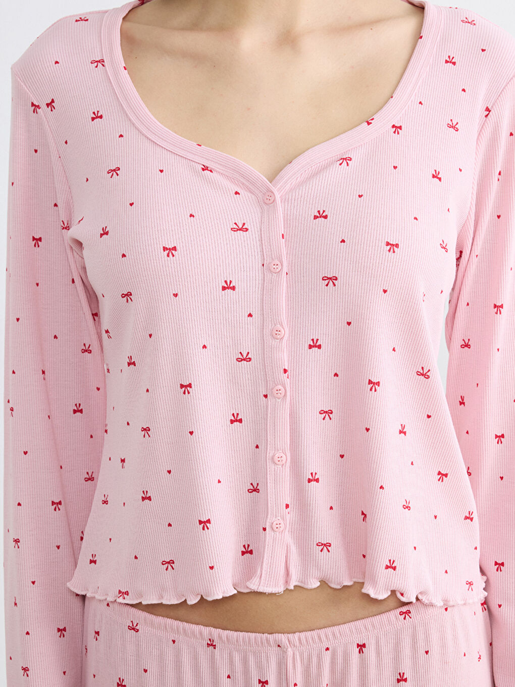Pembe Kalp Yaka Fiyonk Desenli Kadın Pijama Takım-2
