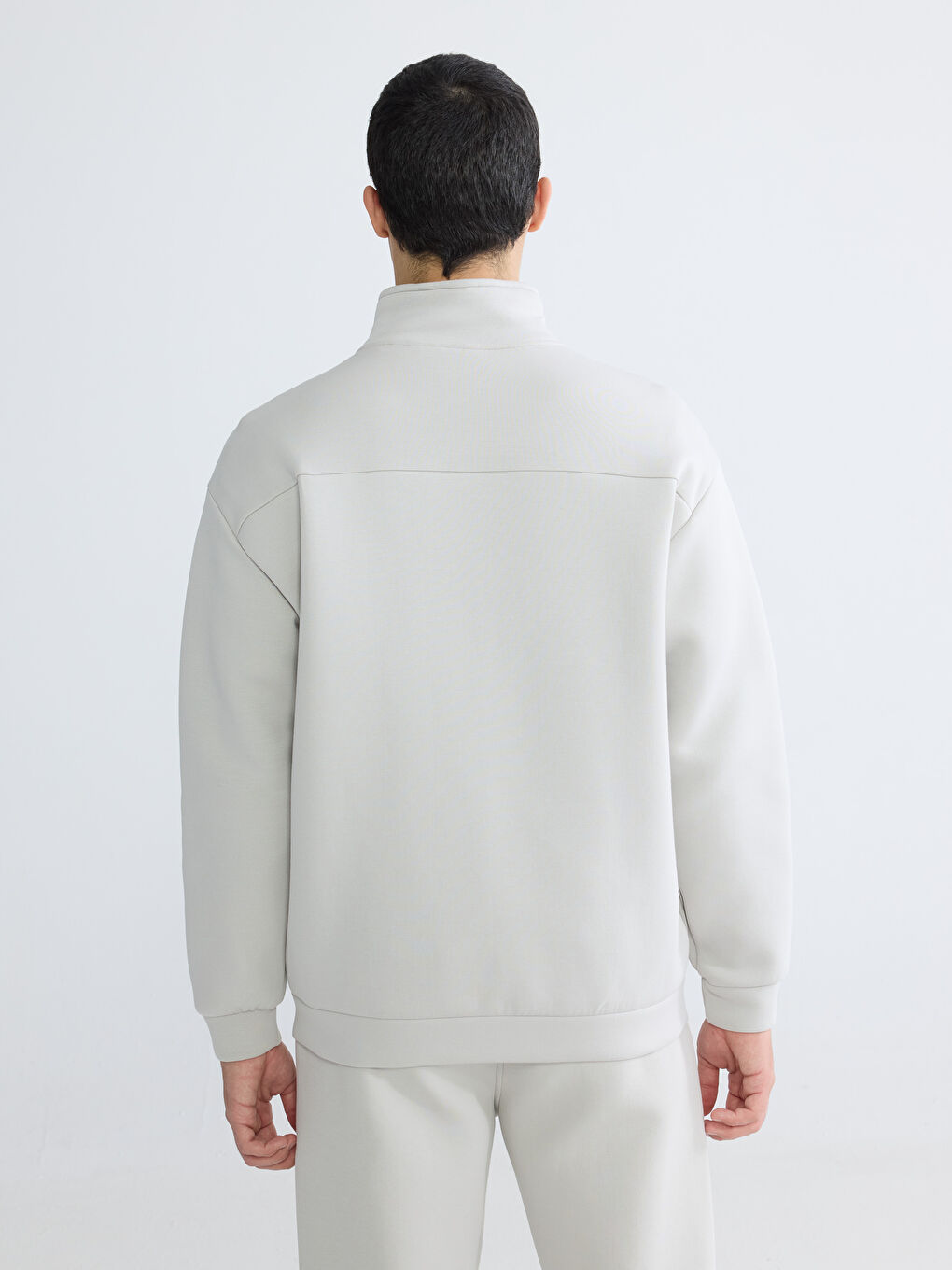 Gri Dik Yaka Erkek Fermuarlı Sweatshirt-3