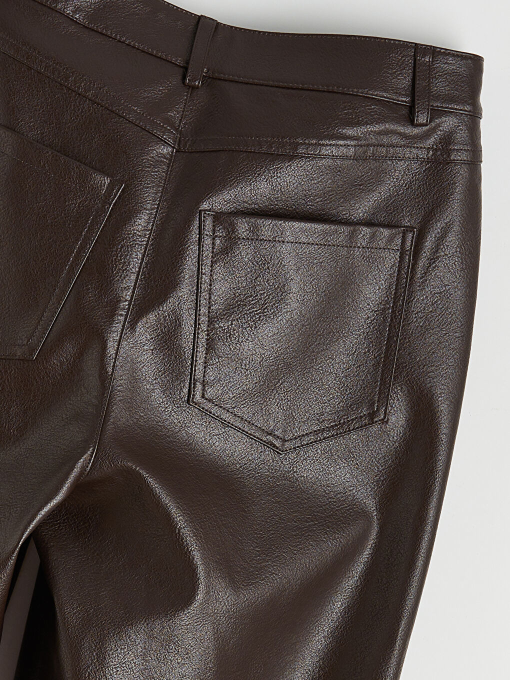 Стандартные женские брюки из искусственной кожи-13