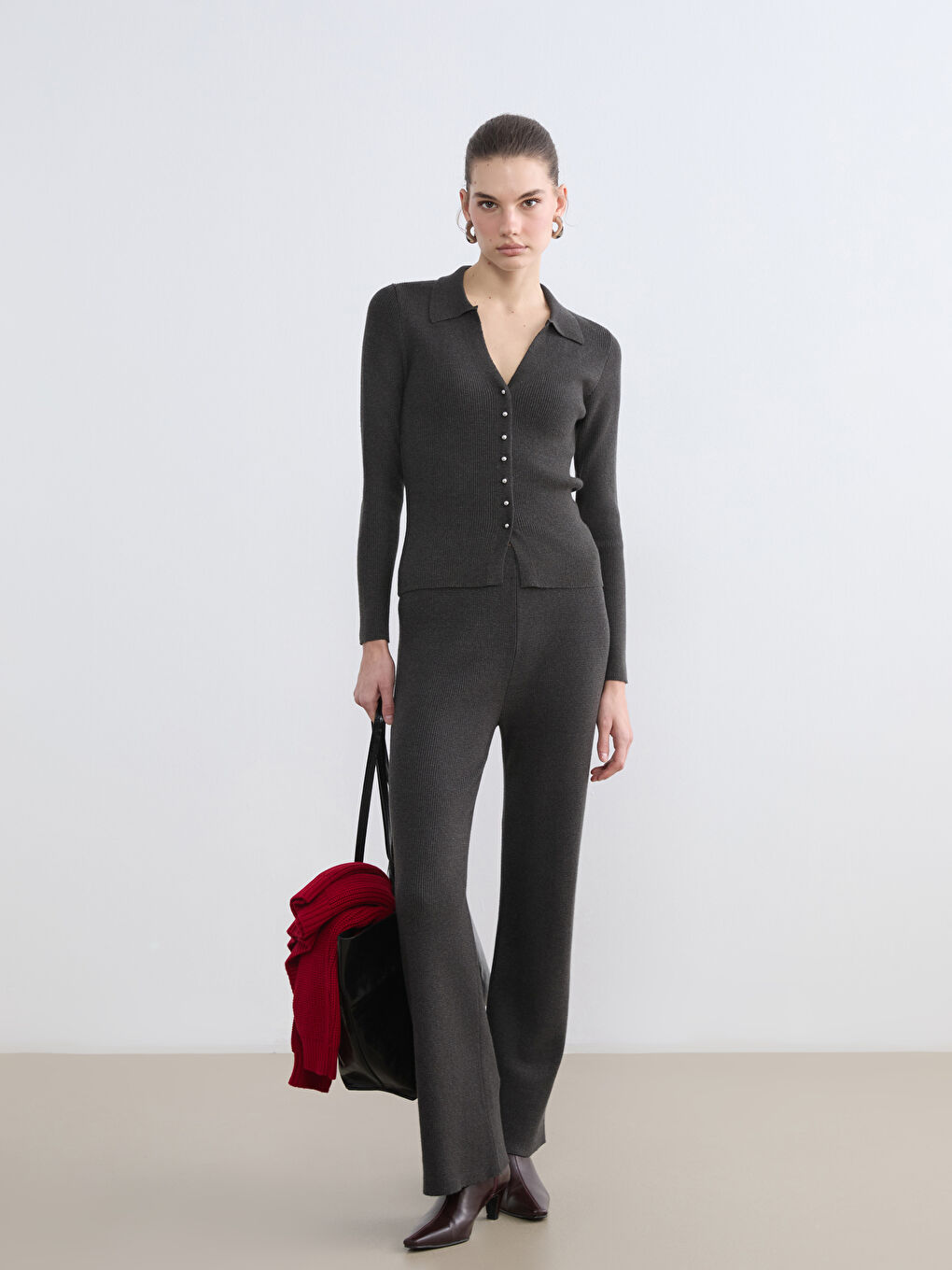 Antrasit Beli Lastikli Geniş Paça Triko Kadın Pantolon