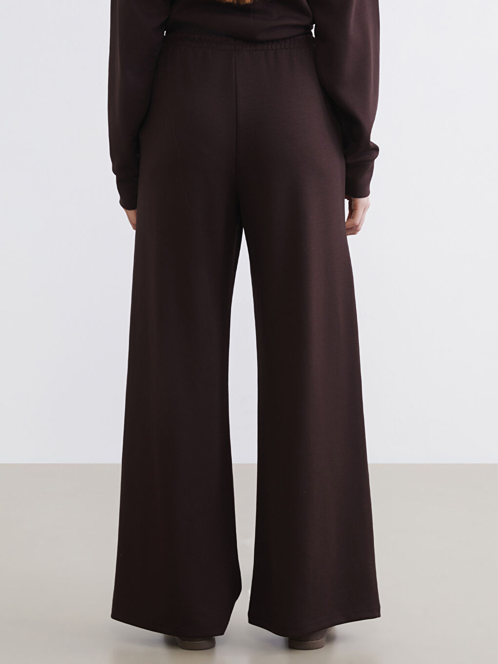 Kahverengi Beli Lastikli Soft Touch Kadın Eşofman Altı	-3