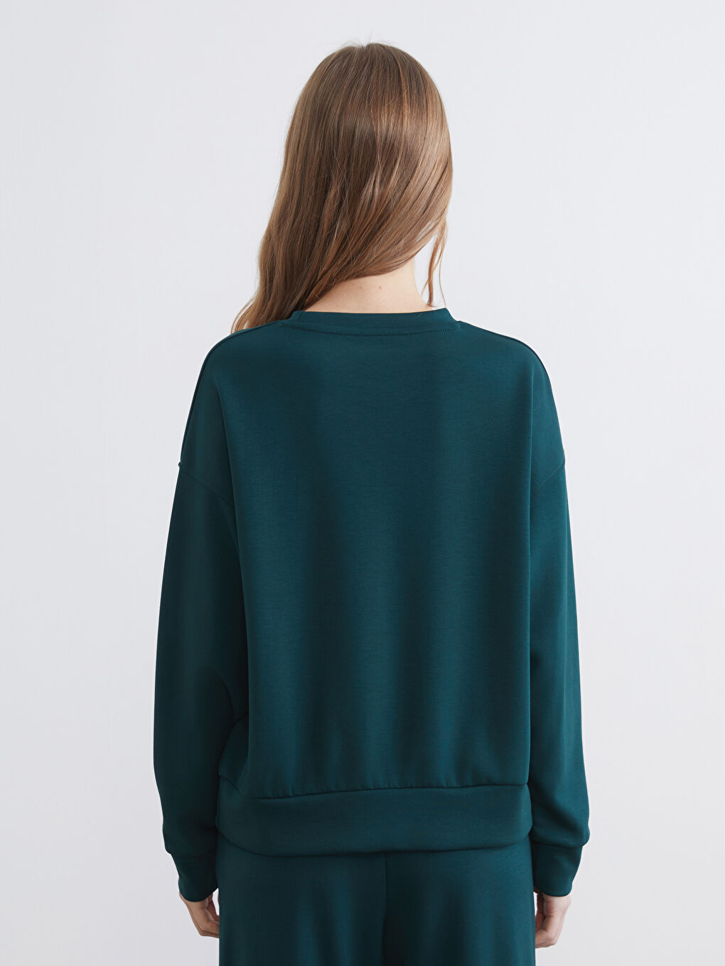 Yeşil Bisiklet Yaka Soft Touch Kadın Sweatshirt-3