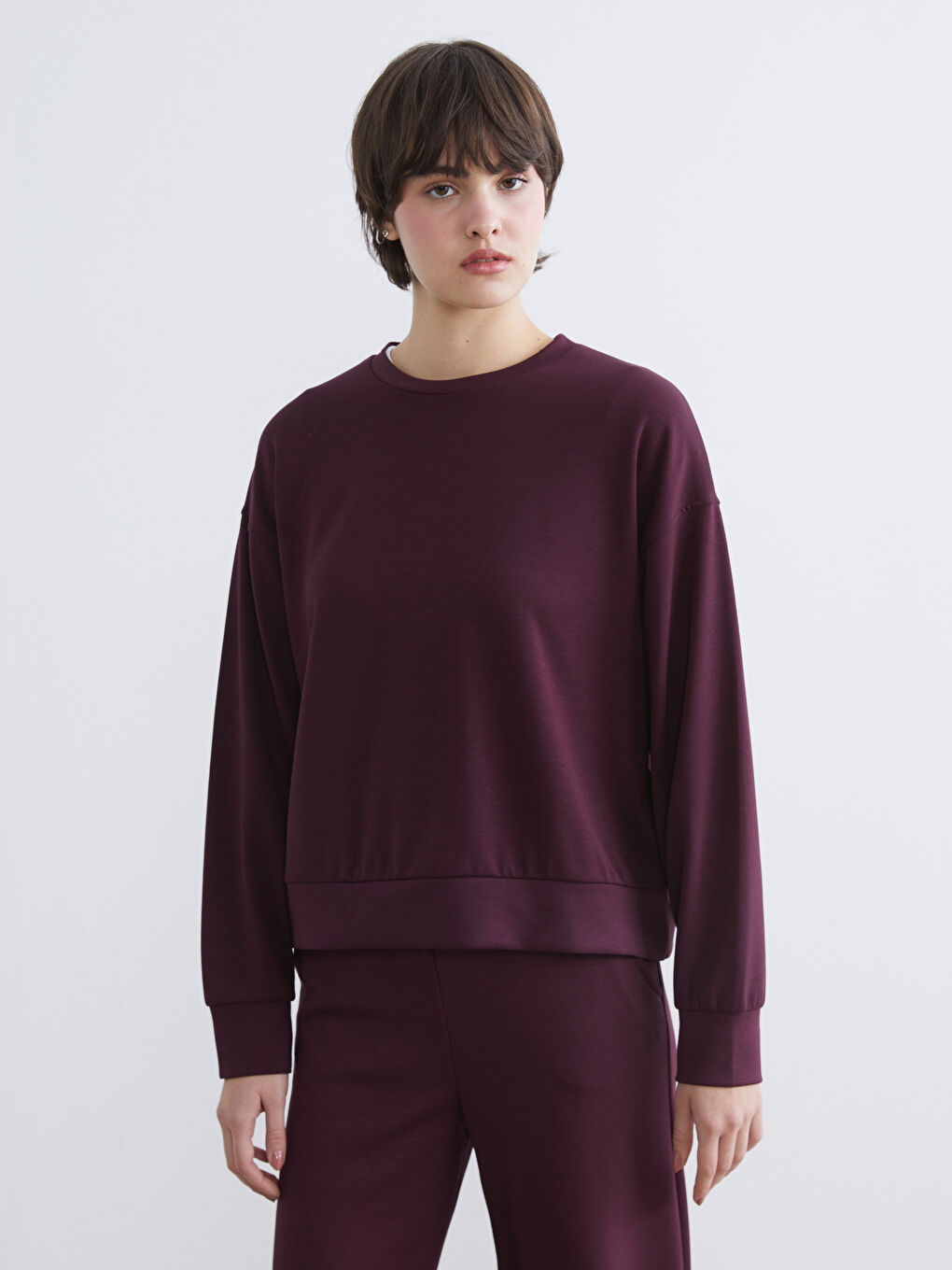 Mürdüm Bisiklet Yaka Soft Touch Kadın Sweatshirt