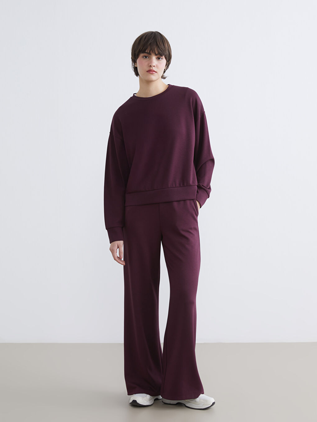 Mürdüm Bisiklet Yaka Soft Touch Kadın Sweatshirt-1