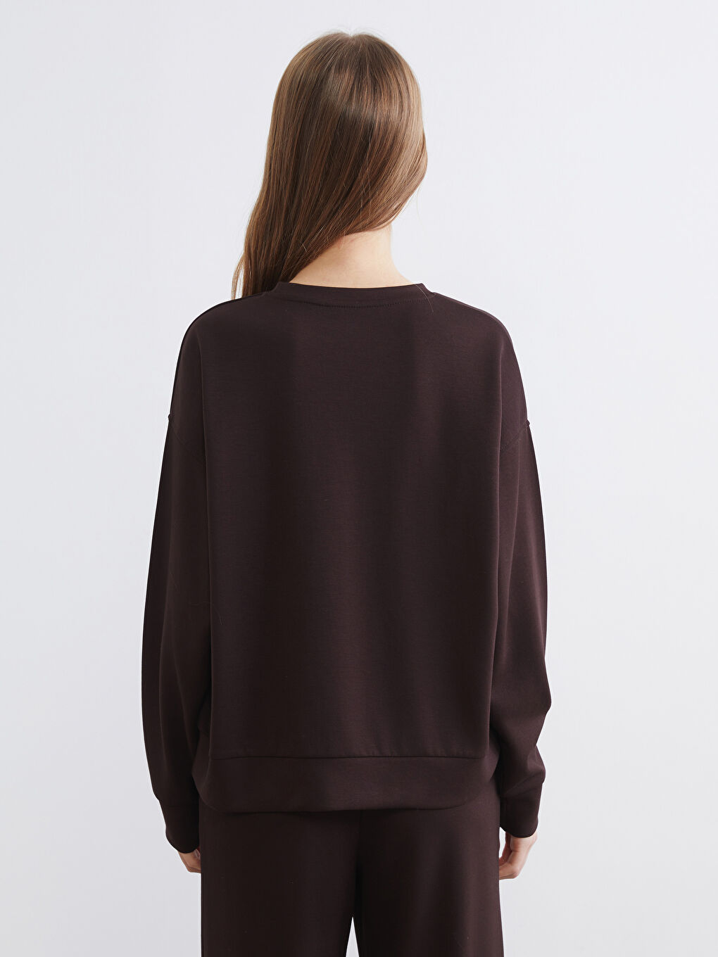 Свитшот с круглым вырезом из мягкой ткани для женщин-3