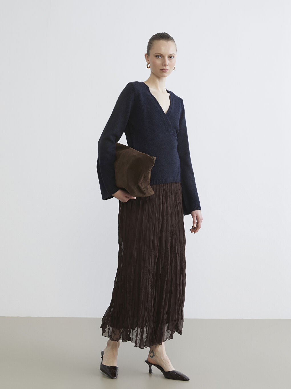 Lacivert V Yaka Kadın Triko Hırka-1