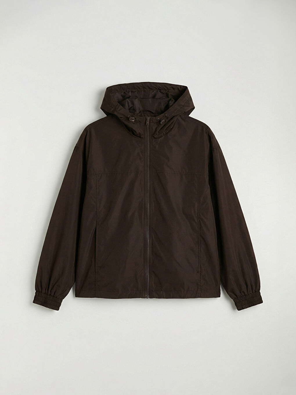 Kahverengi Kapüşonlu Kadın Yağmurluk-5