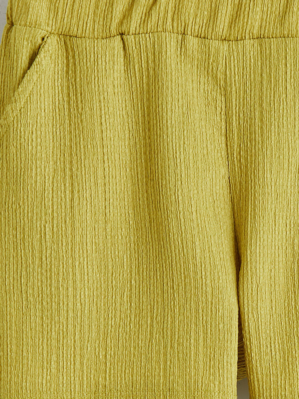 Yeşil Beli Lastikli Kız Çocuk Şort-2