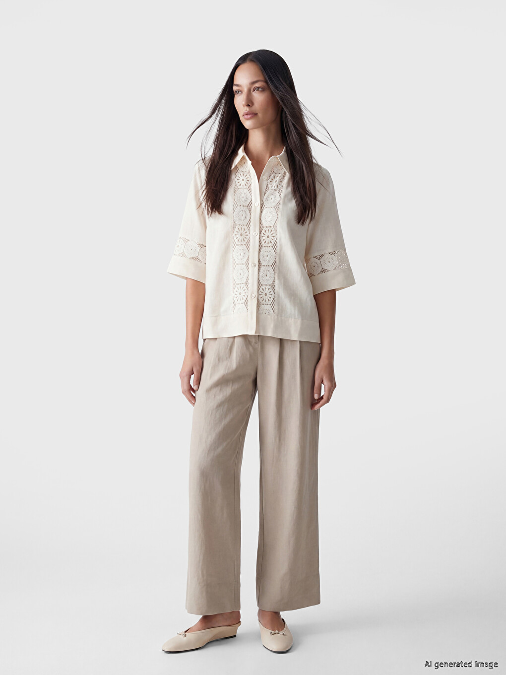 Loose Fit Women's Pleated Trousers