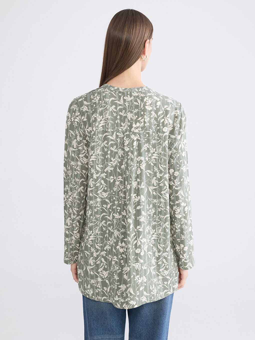 Yeşil Kaçık Yaka Desenli Kadın Tunik-3