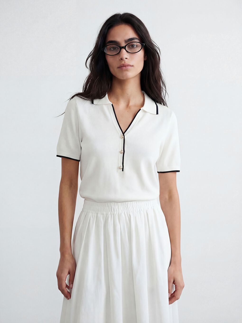 Beyaz Polo Yaka Kadın Triko Kazak