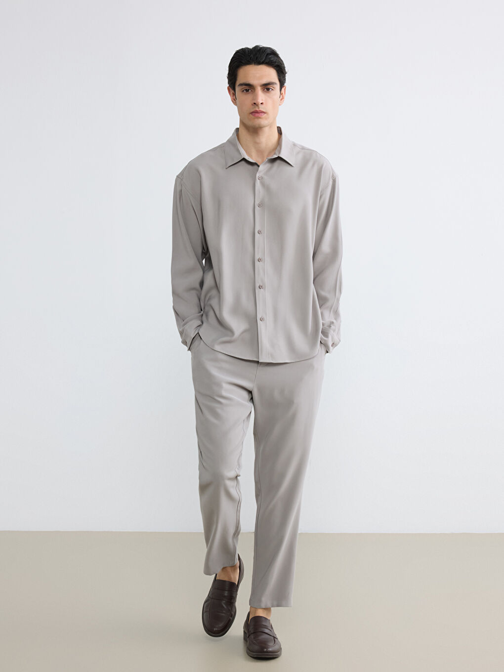 Kahverengi Standart Kalıp Armürlü Erkek Pantolon