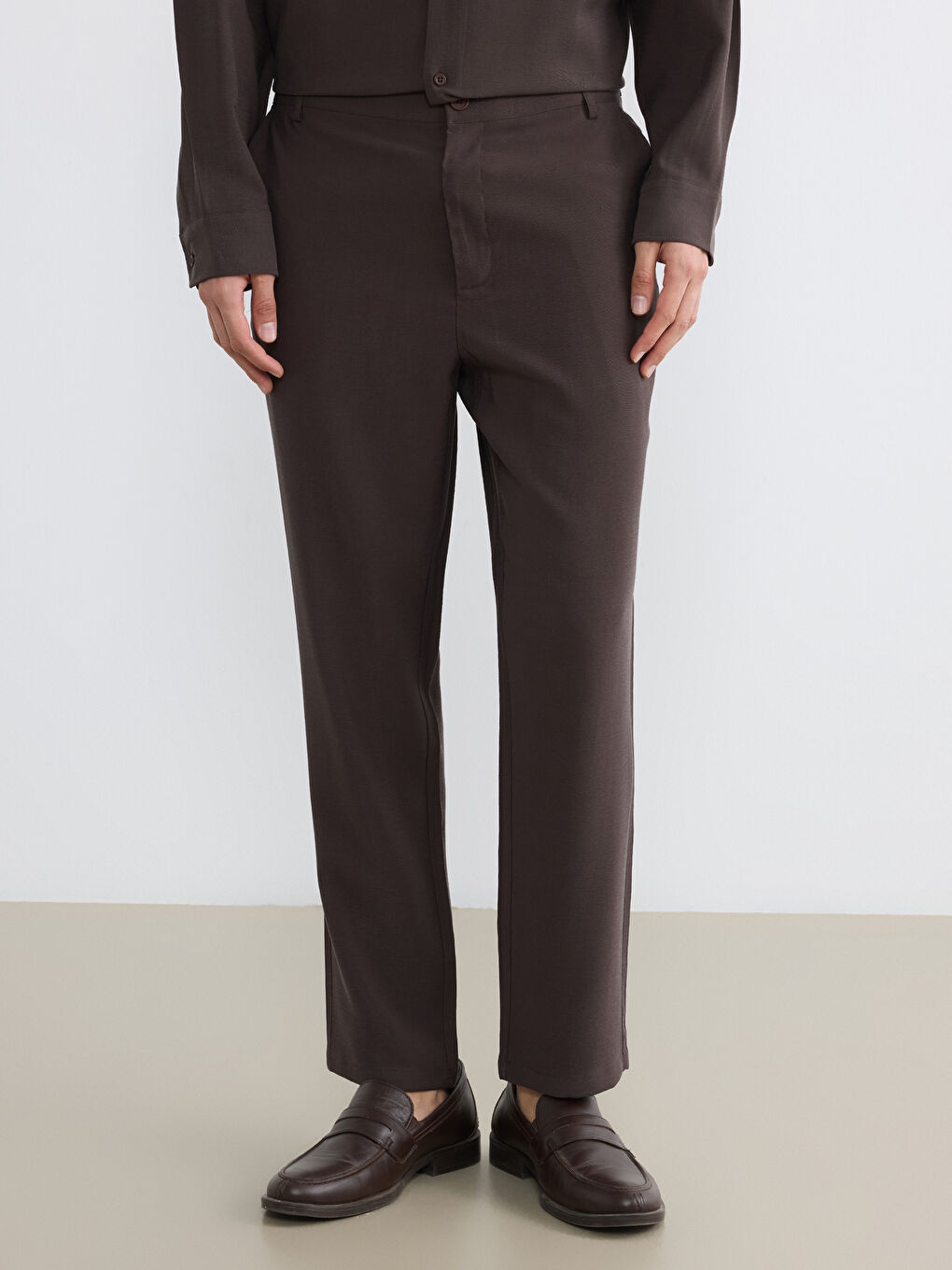 Kahverengi Standart Kalıp Armürlü Erkek Pantolon-1