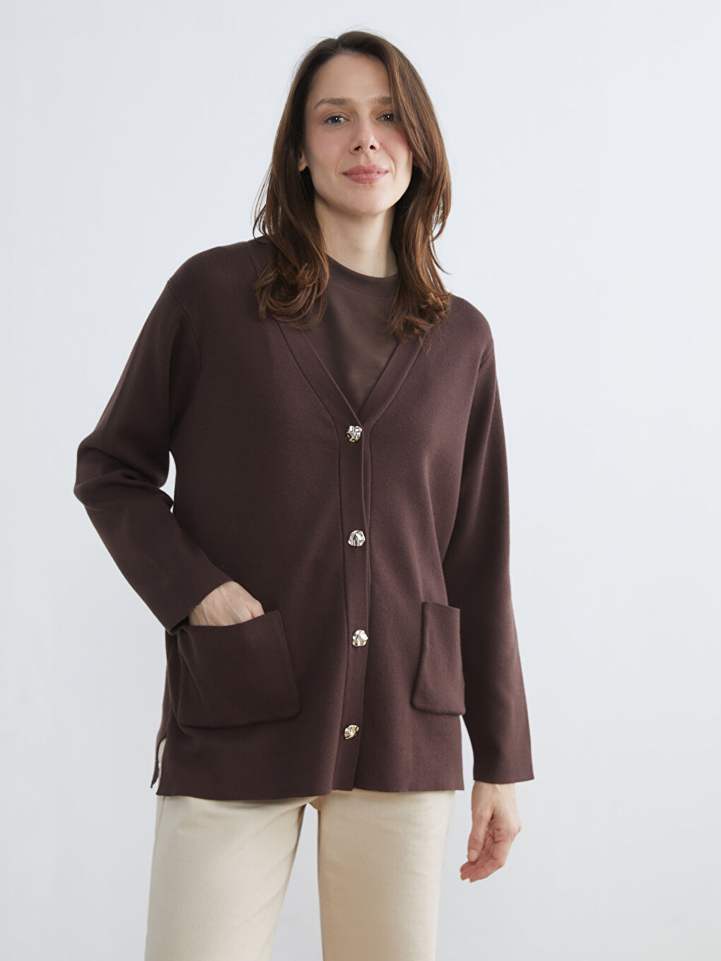 V Yaka Kadın Triko Hırka