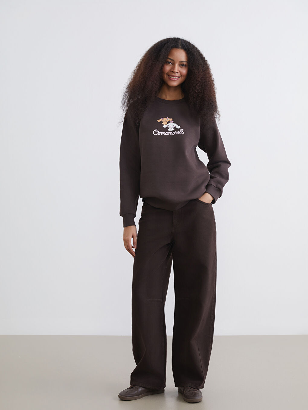 Kahverengi Cinnamoroll Baskılı Oversize Kadın Sweatshirt-1