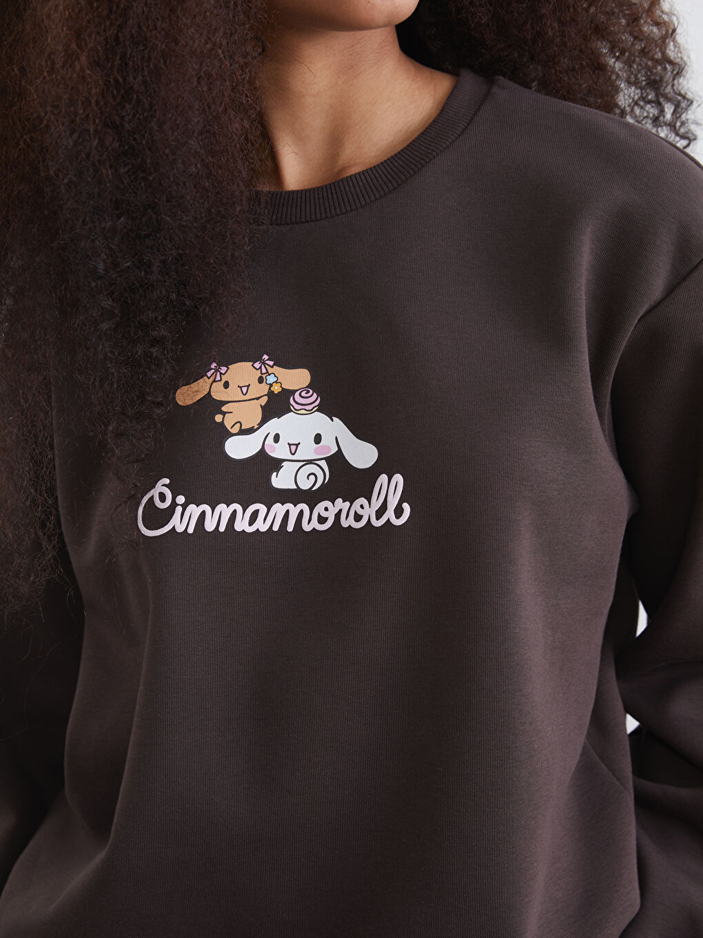Kahverengi Cinnamoroll Baskılı Oversize Kadın Sweatshirt-2