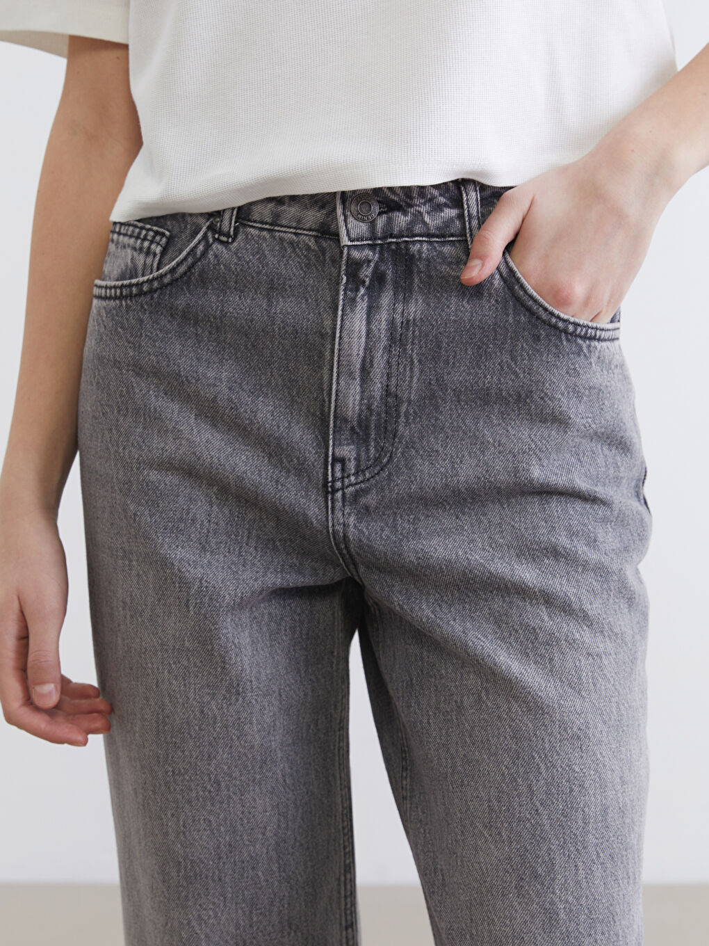 جينز رمادي امرأة-2