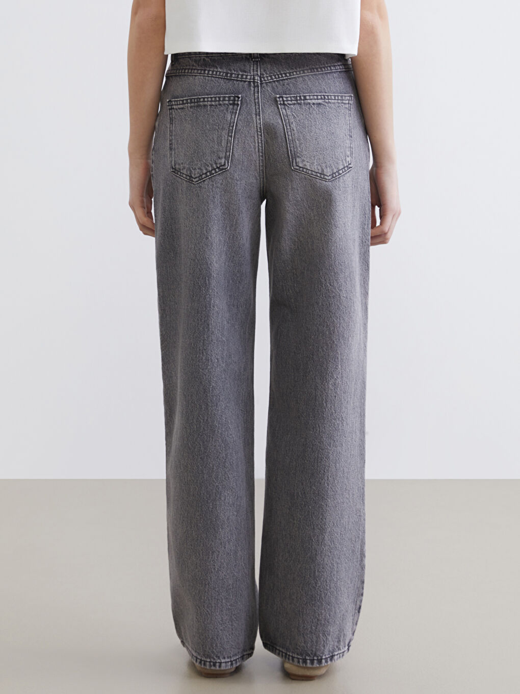 جينز رمادي امرأة-3