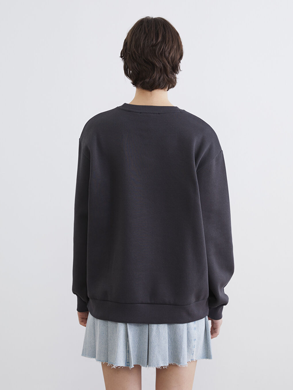 Antrasit Stitch Baskılı Oversize Kadın Kalın Sweatshirt-3