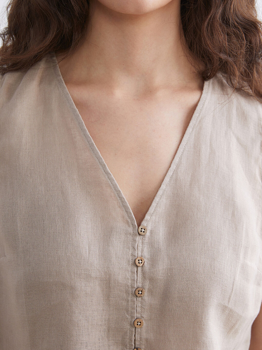 Bej V Yaka Keten Bluz-2