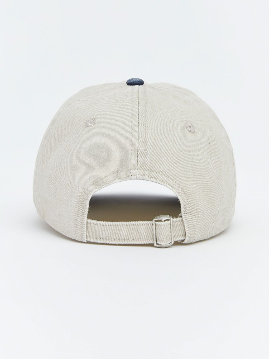 Бродирана с букви дамска бейзболна шапка-2