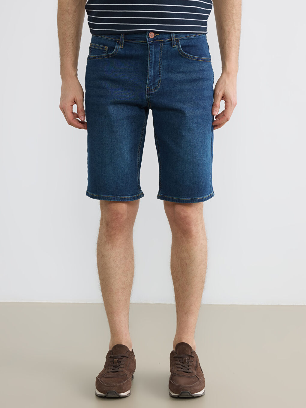 İndigo Standart Kalıp Erkek Jean Şort-1