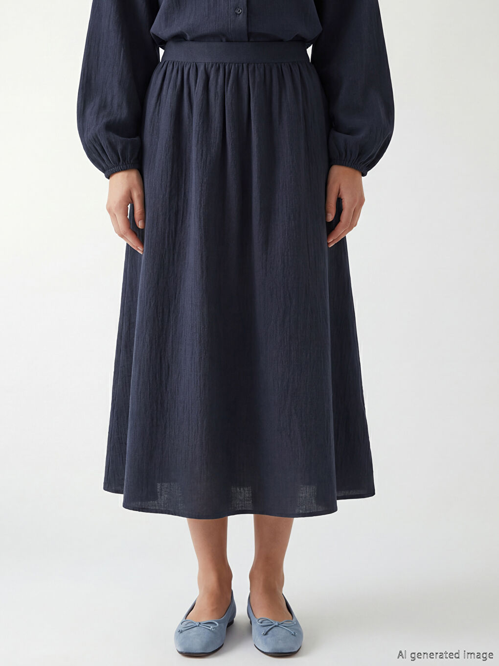 Textured flared skirt with elastic waistband	
-3