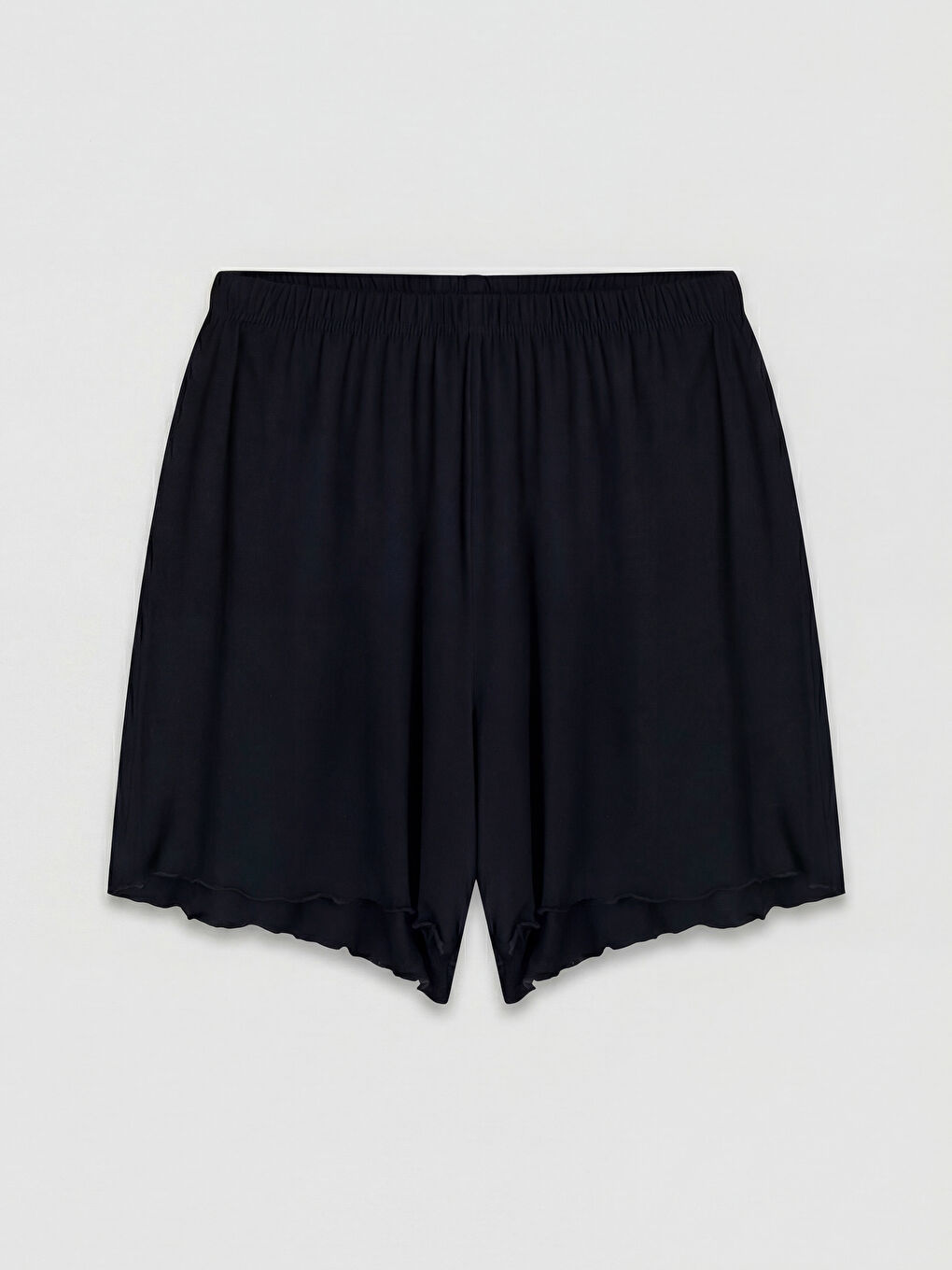 Siyah V Yaka Fiyonklu Kadın Şortlu Pijama Takımı-4